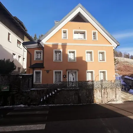 Alte Rote Haus *